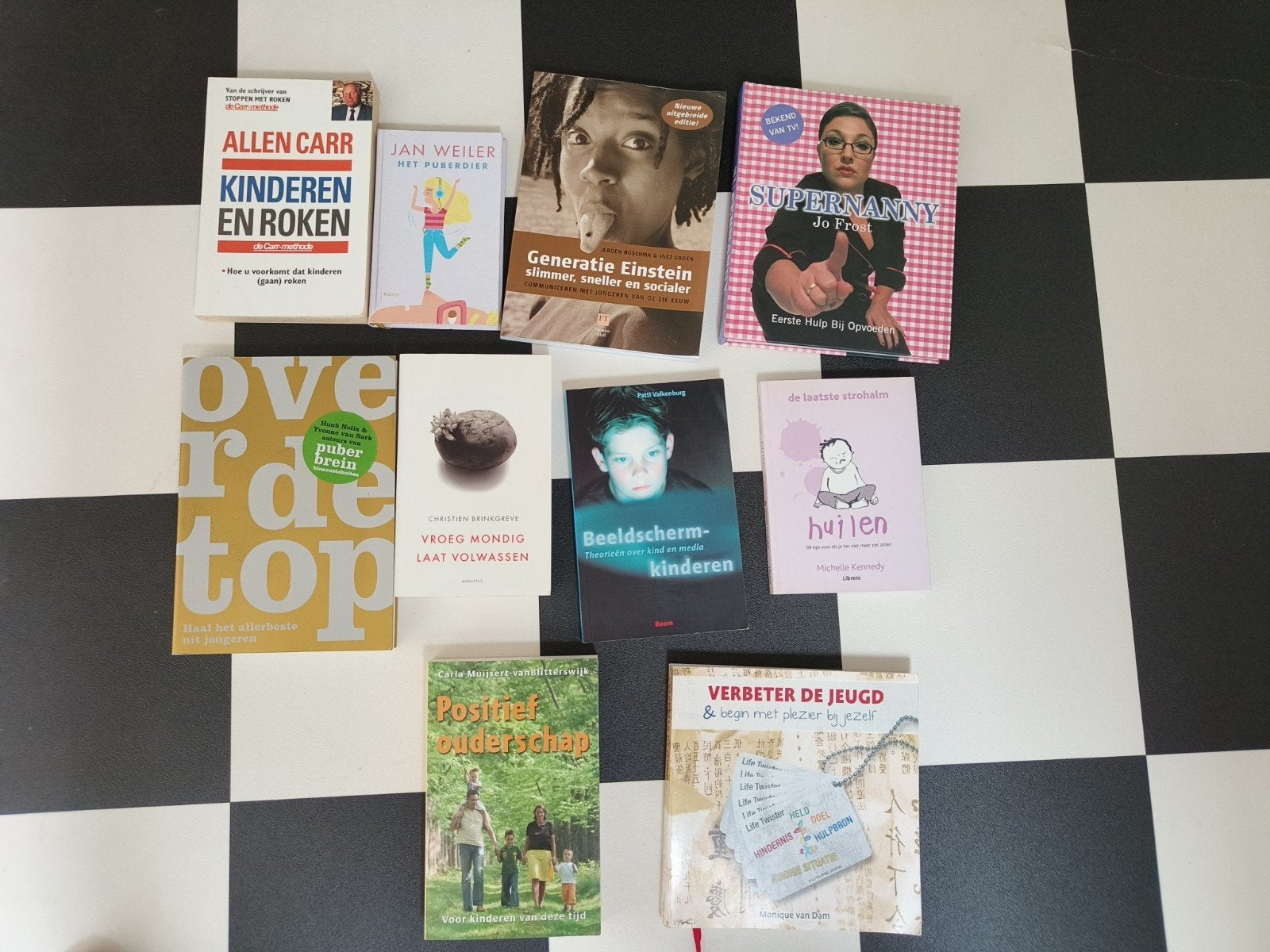 10 boeken over opvoeding, Ophalen of Verzenden, Gelezen