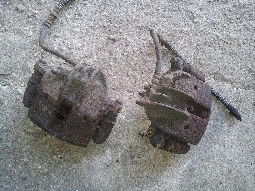 Set voorste remklauwen Volvo S40-V40, Ophalen of Verzenden