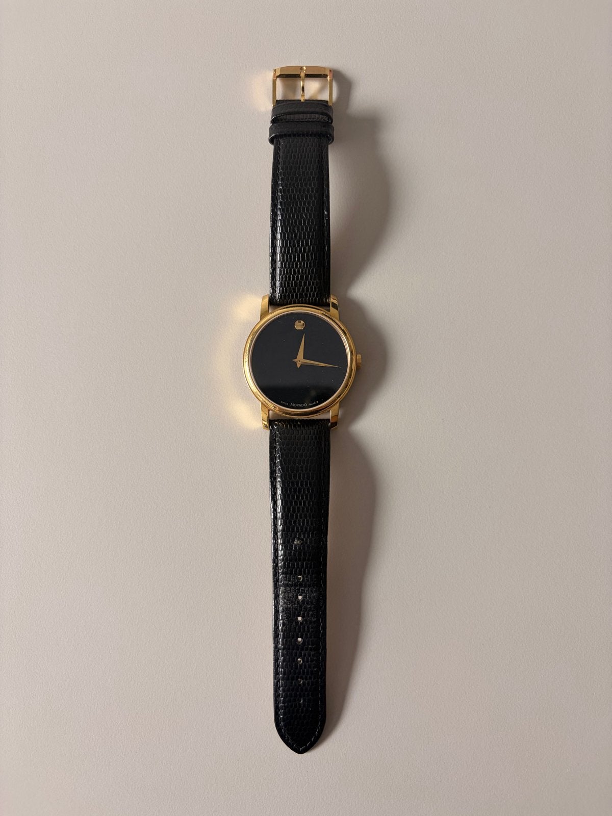 Movado Museum Herenhorloge - zwart en goud 38 mm, Overige merken, Staal, Polshorloge, Ophalen of Verzenden