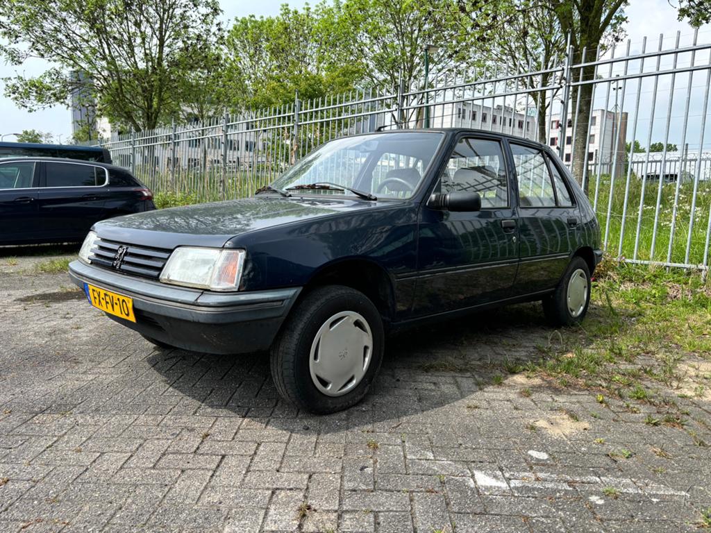 Peugeot 205 1.8 GRD DIESEL 1eig. NAP, Auto's, Voorwielaandrijving, 4 cilinders, Blauw, 82 €/maand