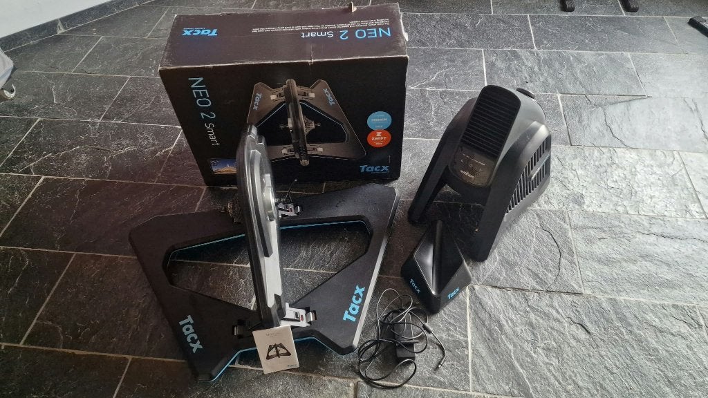 Tacx NEO 2 Smart + Wahoo KICKR HEADWIND complete indoor set, Ophalen, Zo goed als nieuw, Overige typen