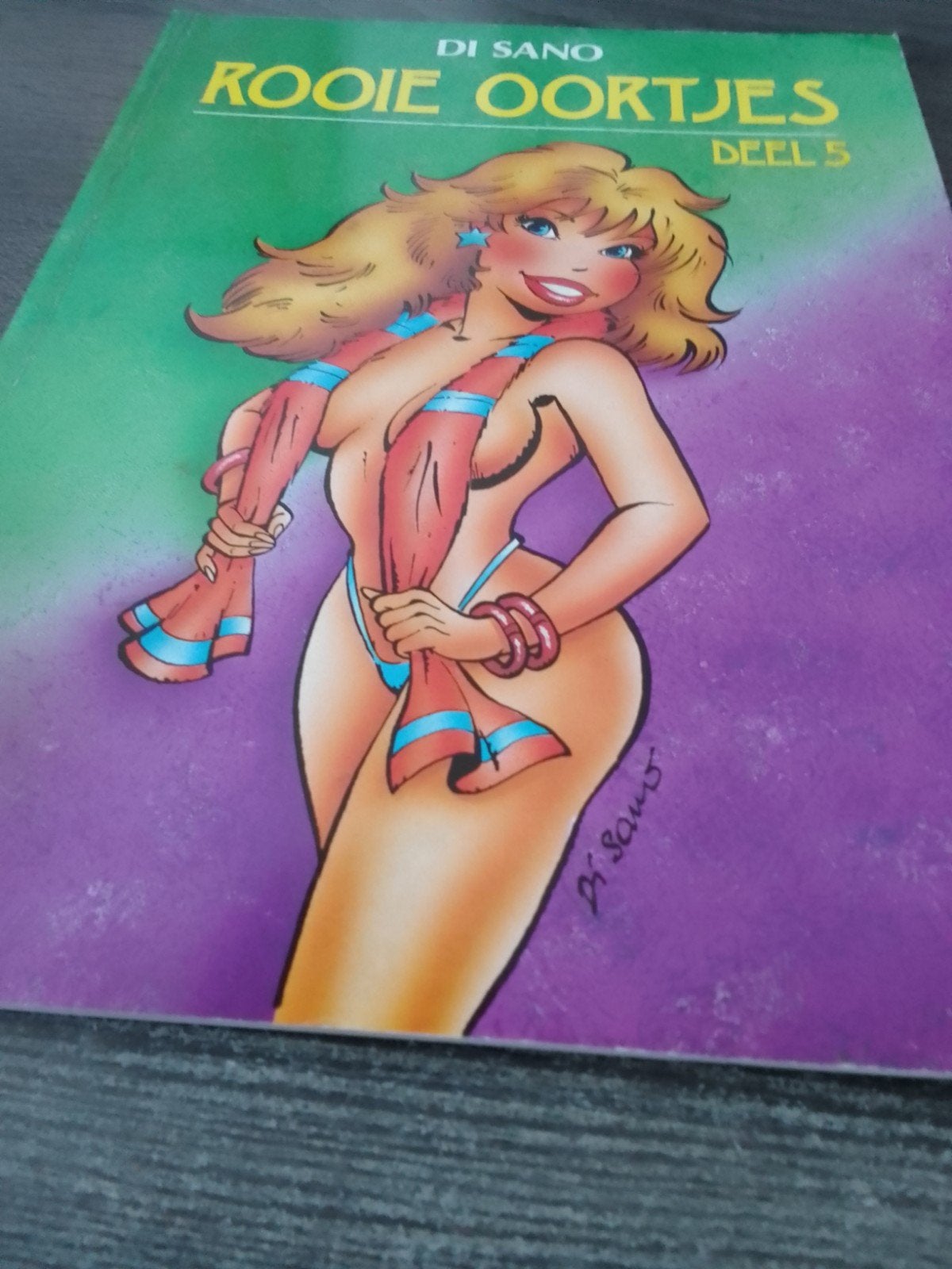 Rooie Oortjes Deel 5 - Di Sano Stripboek, Eén stripboek, Ophalen, Gelezen, Di Sano
