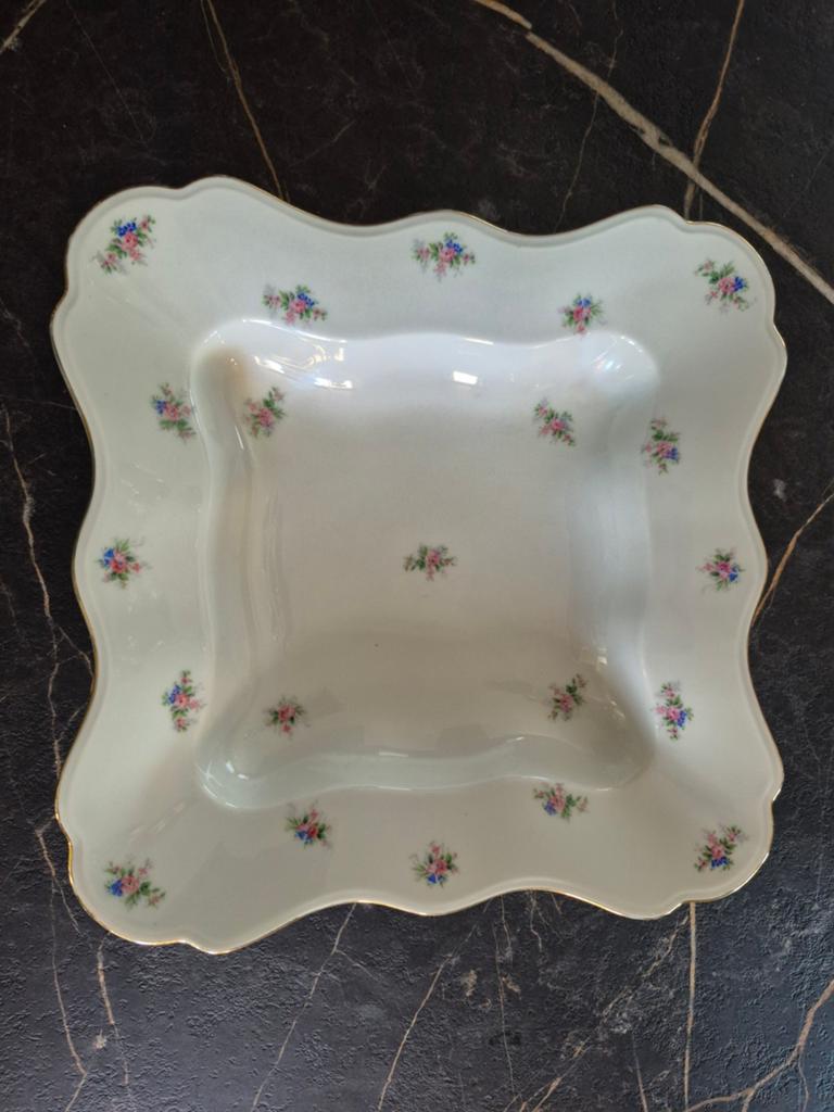 Altrohlau schaaltje ca 26 x 26 cm met lieve bloemetjes, Antiek en Kunst, Ophalen of Verzenden