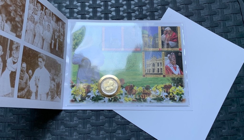 2 Euro Vaticaanstad 2007 BU in numisbrief (Benedictus XVI), Postzegels en Munten, Verzenden, Vaticaanstad, 2 euro, Setje