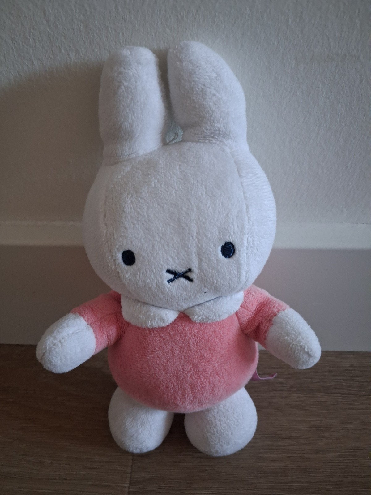 Knuffel Nijntje Miffy roze konijn 18 cm L1764, Ophalen of Verzenden, Zo goed als nieuw, Konijn