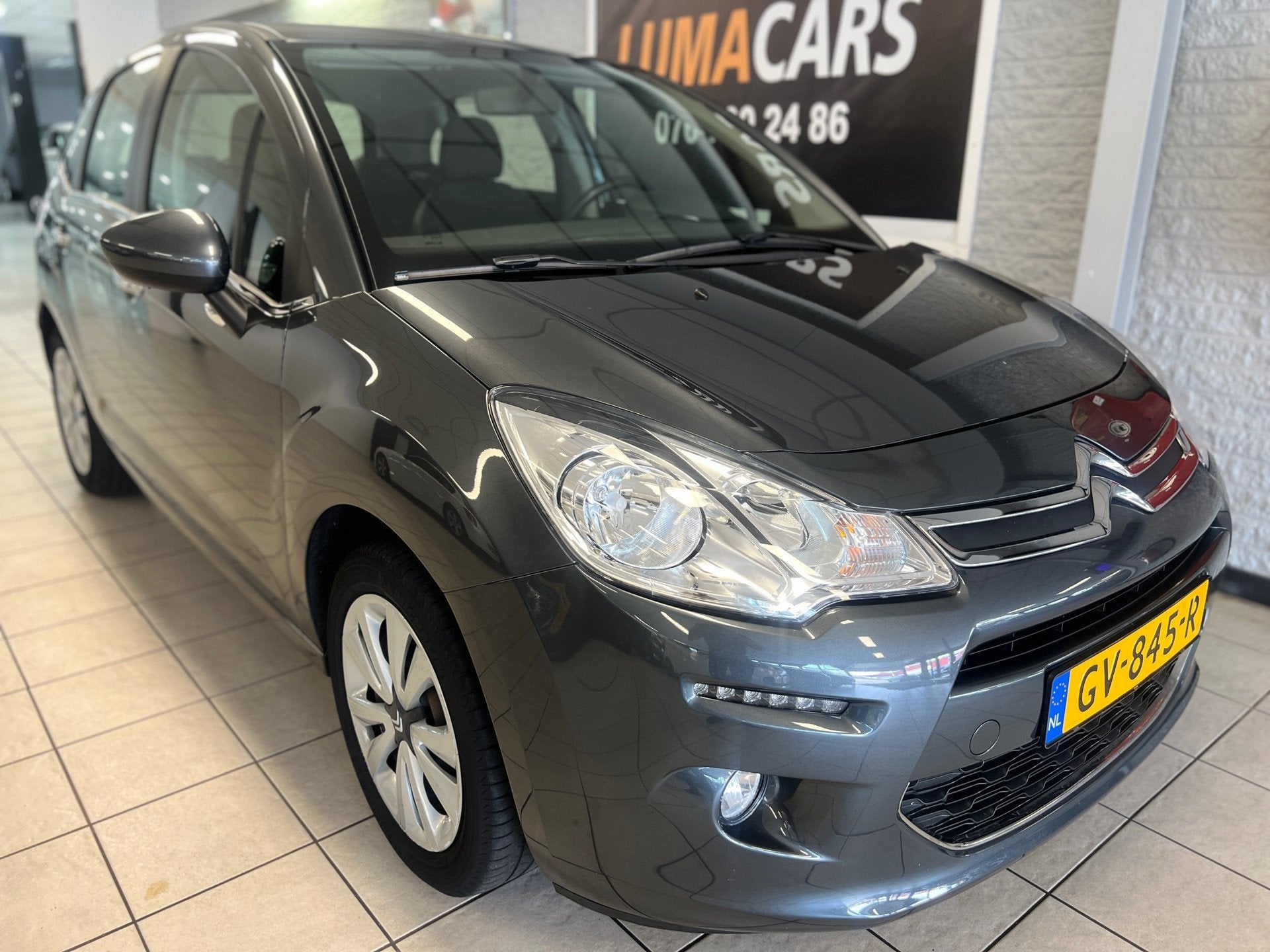 Citroen C3 1.0 PureTech Collection | Cruise | trekhaak | NAP, Voorwielaandrijving, Automatische klimaatregeling, 450 kg, Gebruikt