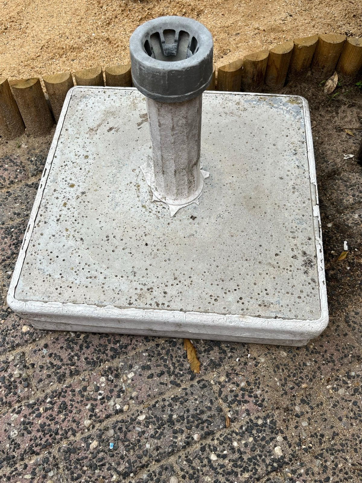 Functionele parasolvoet, opknapbeurt nodig, Tuin en Terras, Parasols, Gebruikt, Parasolvoet, Ophalen