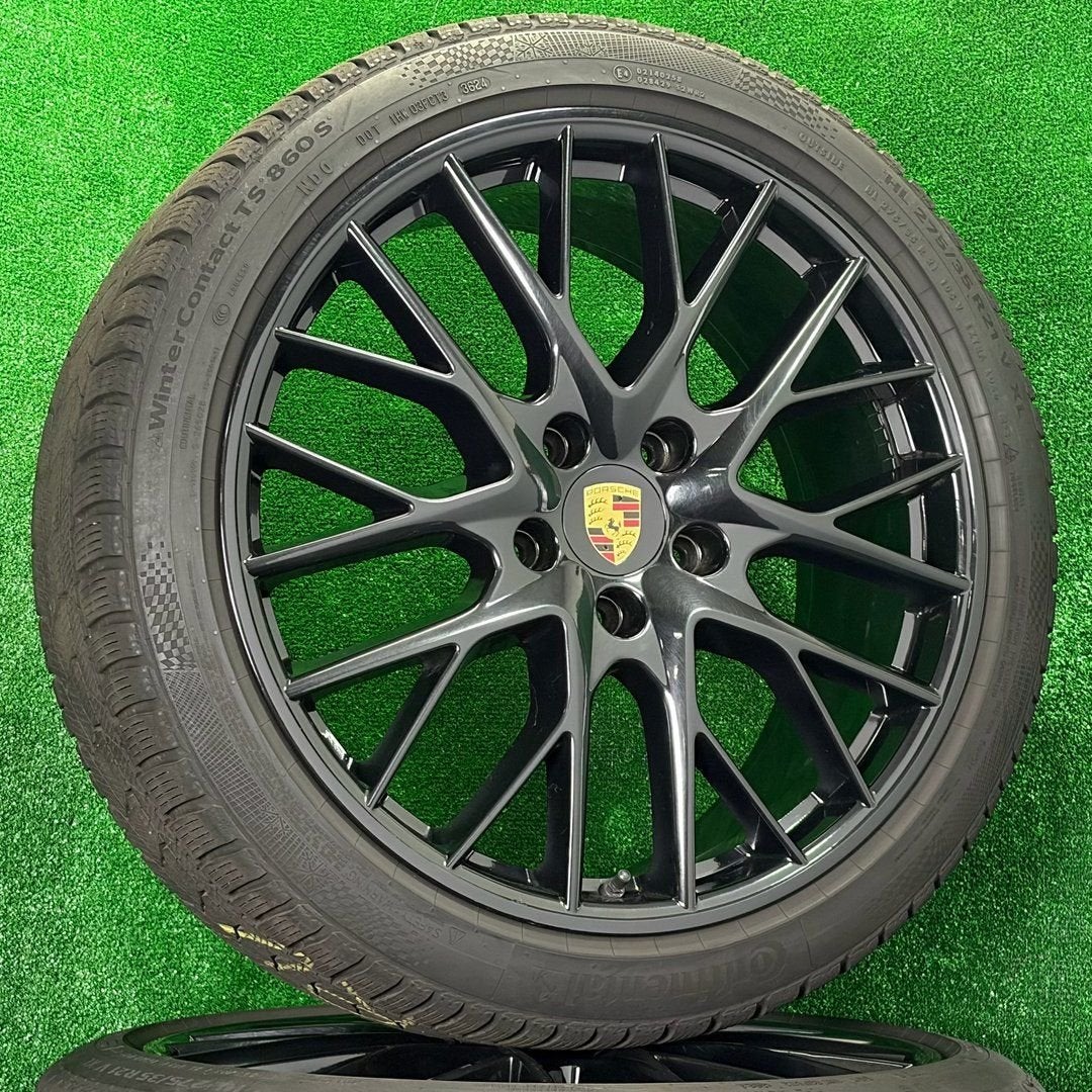 Originele 21 inch Porsche Panamera velgen winterbanden 971, Gebruikt, -, 275 mm, -