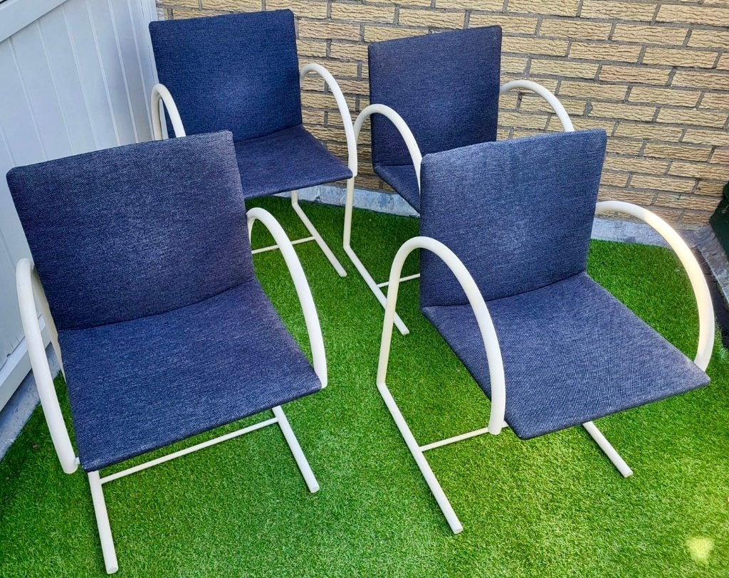 4 Metaform Circel design eetkamer STOELEN wit / donkergrijs, Huis en Inrichting, Stoelen, Gebruikt, Grijs, Ophalen, Modern Strak Minimalistisch Minimal Natuurlijk Organisch Design