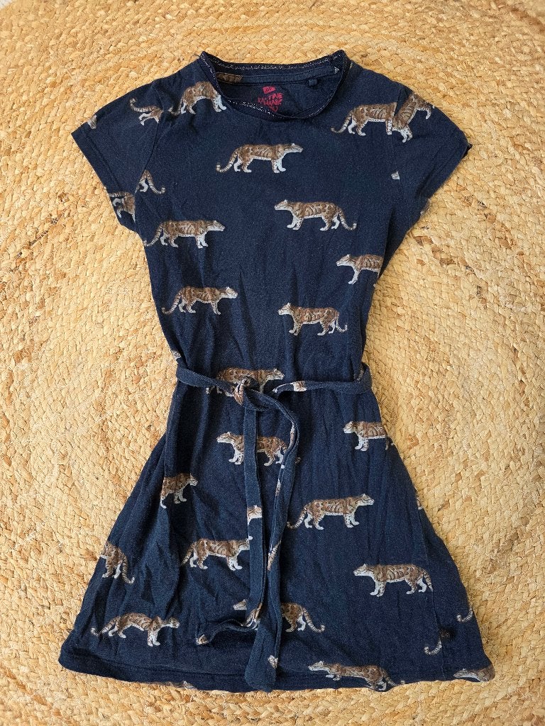 Blauwe jurk met panters maat 134, Ophalen of Verzenden, Gebruikt, Meisje, Jurk of Rok