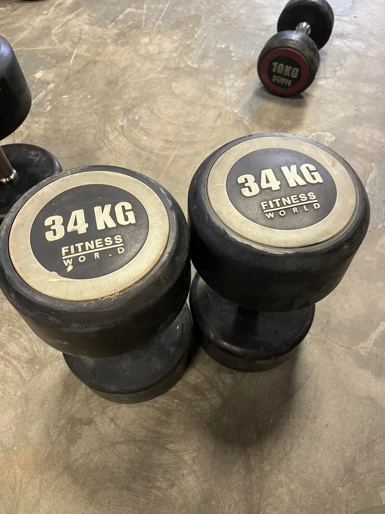 2 x 34 kg rubberen dumbbells dumbbell set gewichten, Ophalen, Dumbbell, Gebruikt, Dumbbells