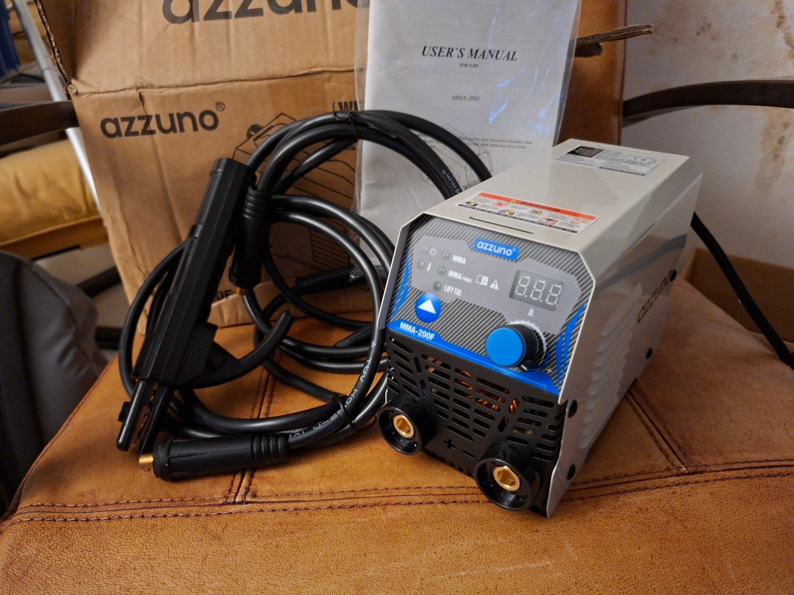Azzuno Lasapparaat MMA-200F - Nieuw in doos, Doe-het-zelf en Verbouw, Ophalen of Verzenden, Nieuw, Minder dan 150 ampère, Inverter