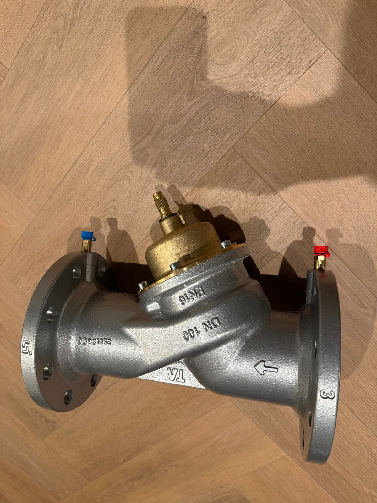 TA STAD DN100 PN16 Afsluiter Regelafsluiter