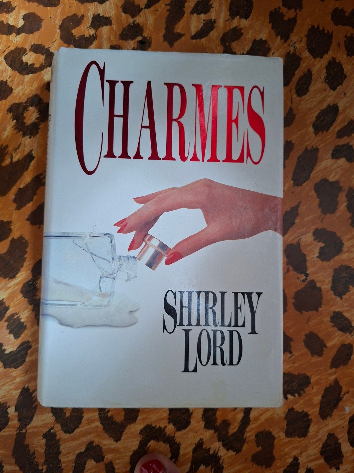 Charmes - Shirley Lord, Ophalen of Verzenden, Gelezen, Shirley Lord, Amerika