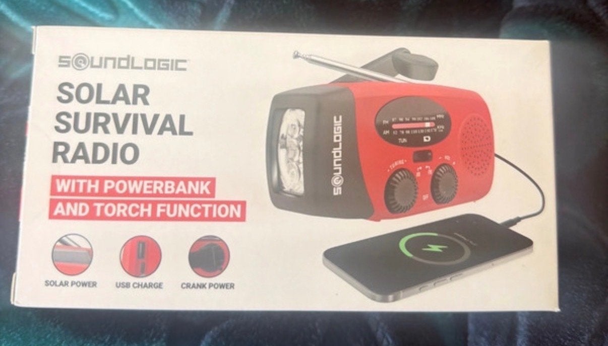 SoundLogic Solar Survival Radio met Powerbank en Zaklamp, Verzenden, Nieuw, Radio