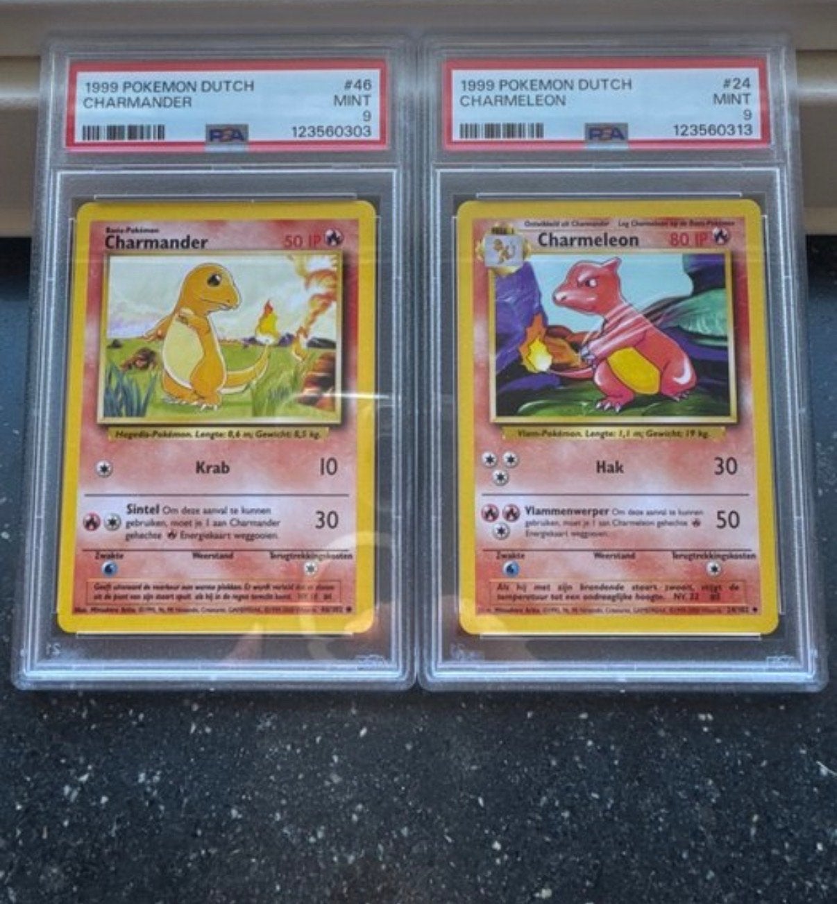 Charmander 46 & Charmeleon 24 1999 PSA 9 - Nederlands(Dutch), Ophalen of Verzenden, Zo goed als nieuw, Meerdere kaarten