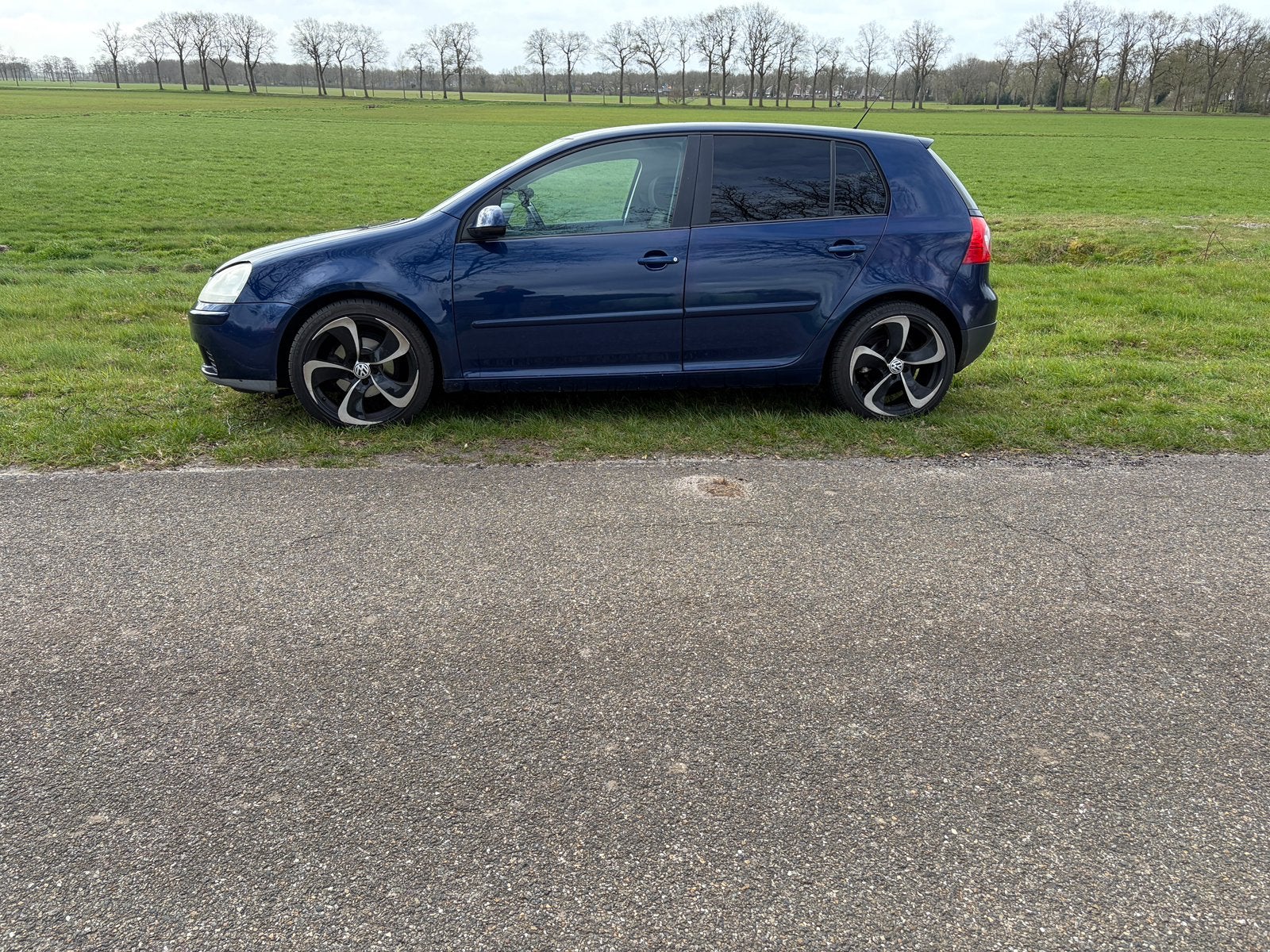 Volkswagen Golf 1.6 16V FSI 85KW 2007 Blauw, Auto's, Volkswagen, Voorwielaandrijving, 15 km/l, 4 cilinders, Blauw