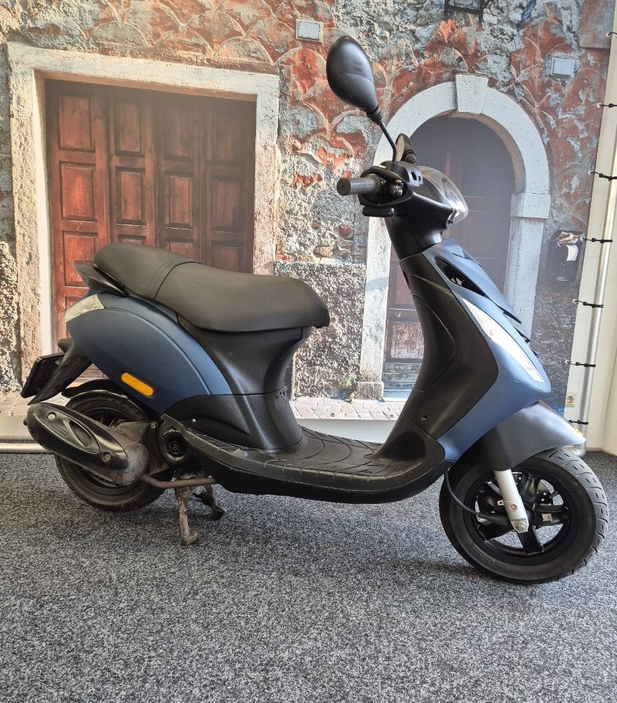 Piaggio Zip - Snorscooter - 2017 - 10283 KM, Ophalen, Info@recycle-ride.nl, Zip, Zo goed als nieuw