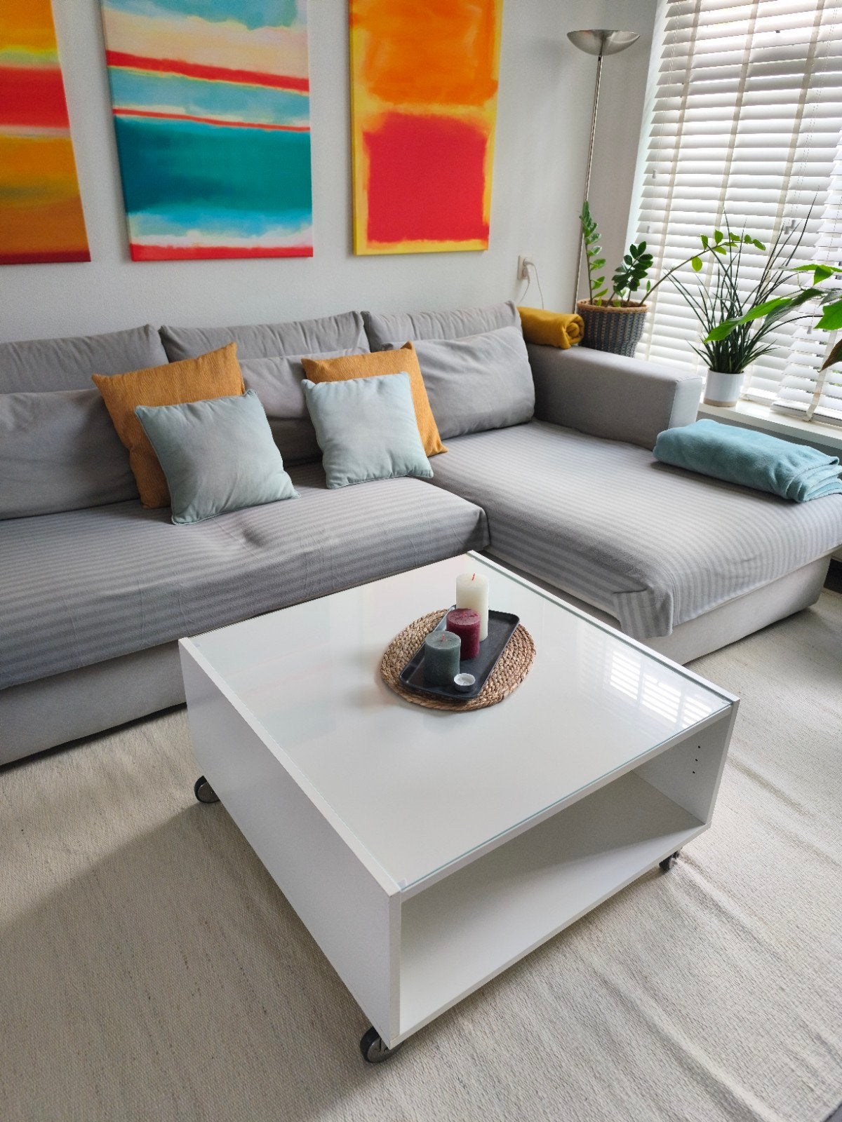 IKEA BOKSEL Coffee Table w/ Glass Top - Excellent Condition, 50 tot 100 cm, Zo goed als nieuw, Minder dan 50 cm, Rechthoekig