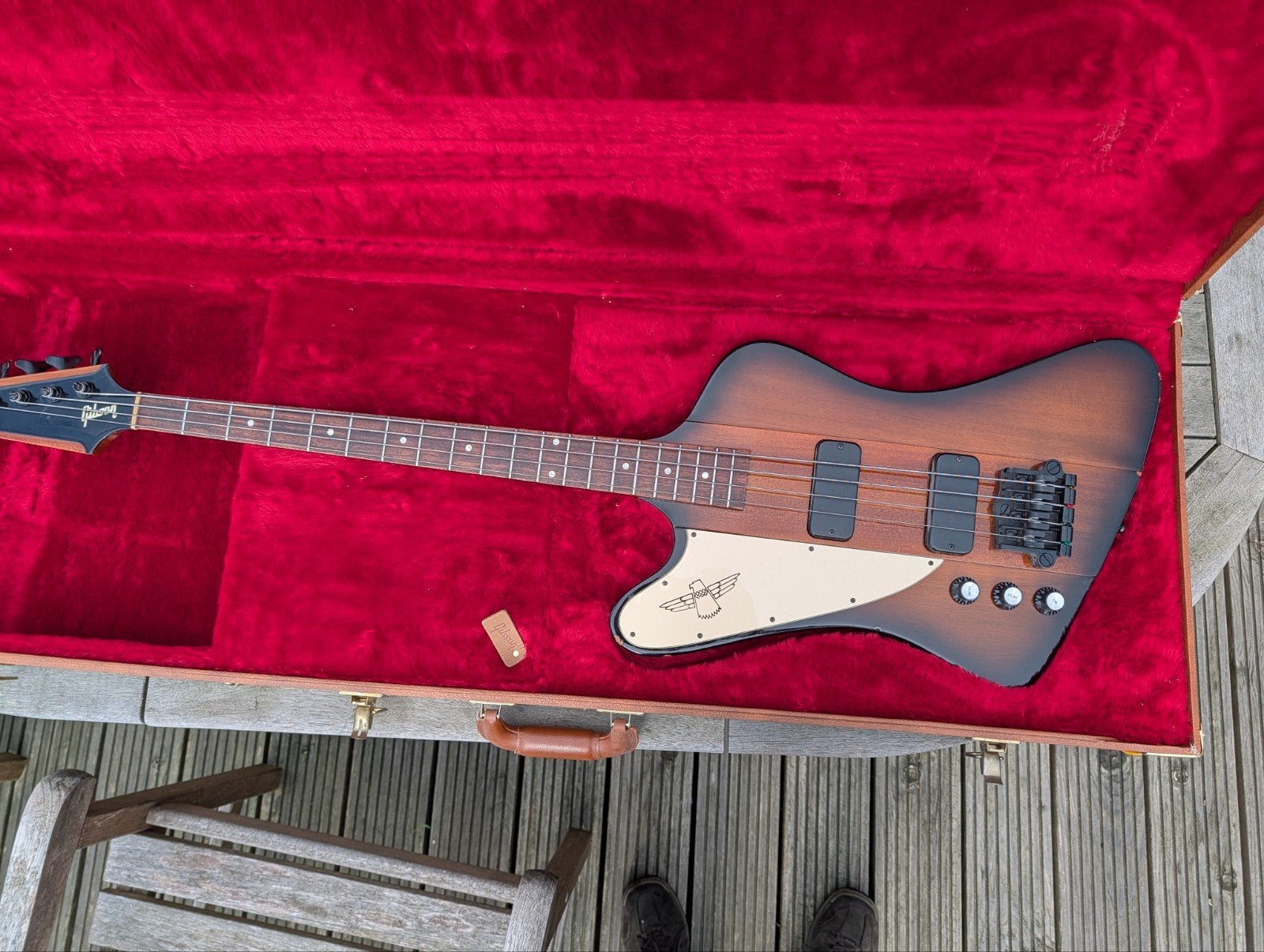 Gibson linkse Thunderbird Basgitaar - Elektrisch - Gebruik, Ophalen, Gebruikt, Elektrisch