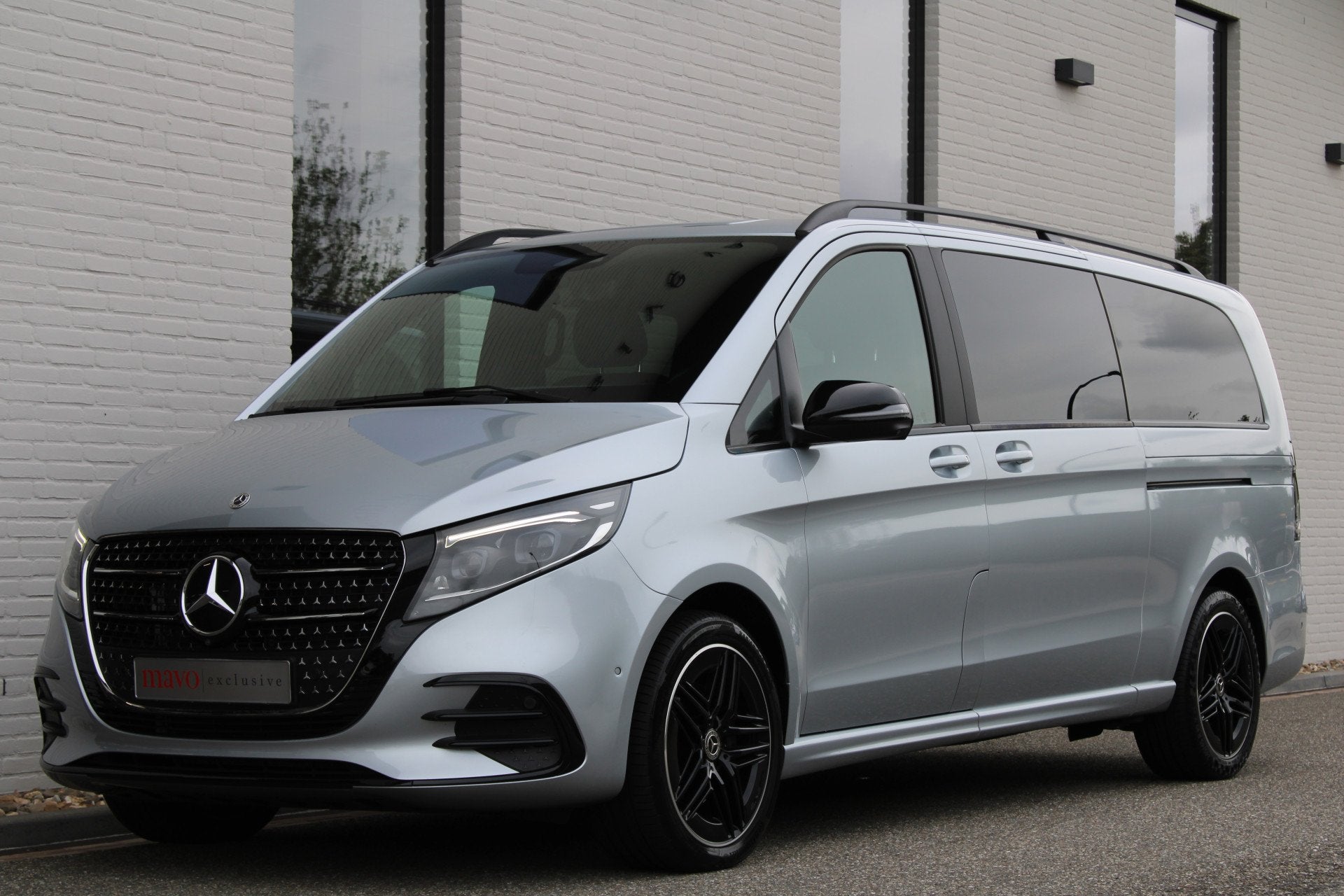 Mercedes-Benz V-Klasse 300d / XXL / AMG / DC / 4-Matic / Luc, Auto's, Automaat, Gebruikt, 4 cilinders, Met garantie (alle)