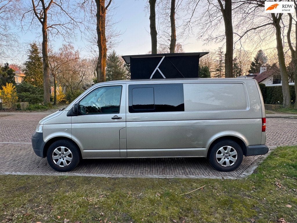Volkswagen Transporter Camper TDI 96 KW 1.0 AUT - met werk, Caravans en Kamperen, Campers, Automaat, Overige brandstoffen, Bedrijf