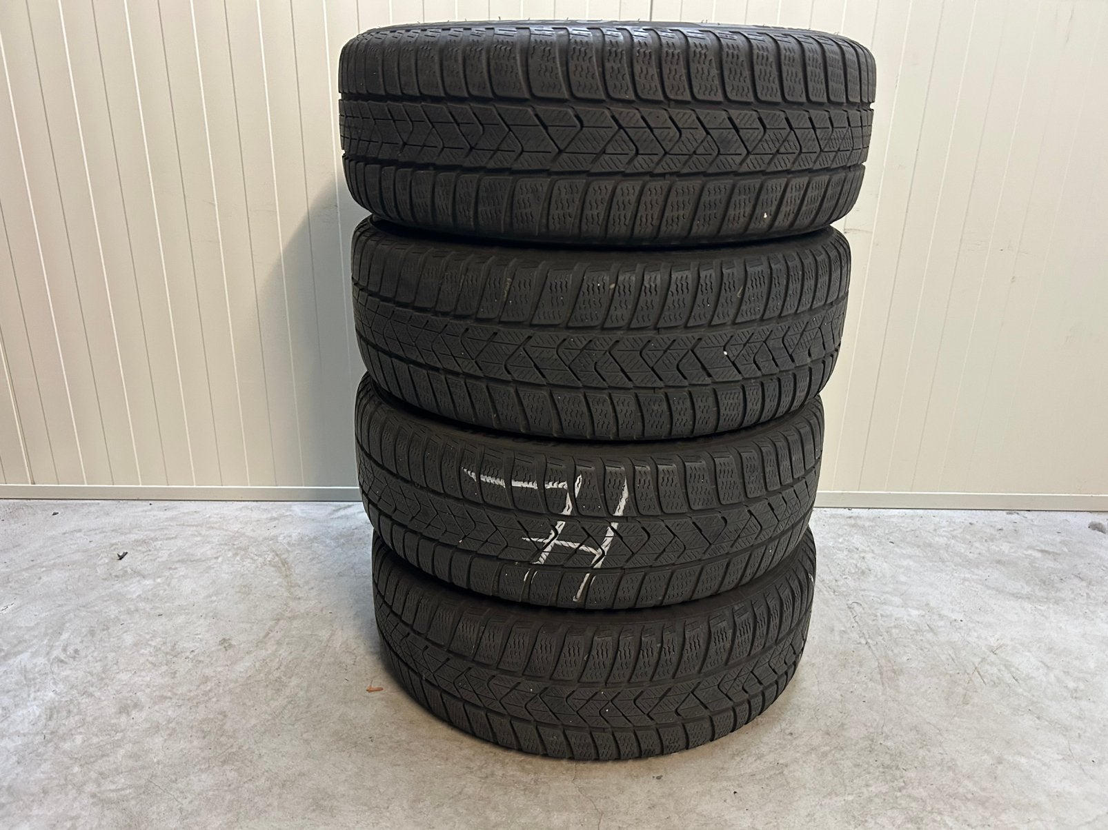 Originele Audi A3 S3 8Y 17 inch 5x112 Pirelli winter 2020, Ophalen, Audi, Gebruikt, Banden en Velgen