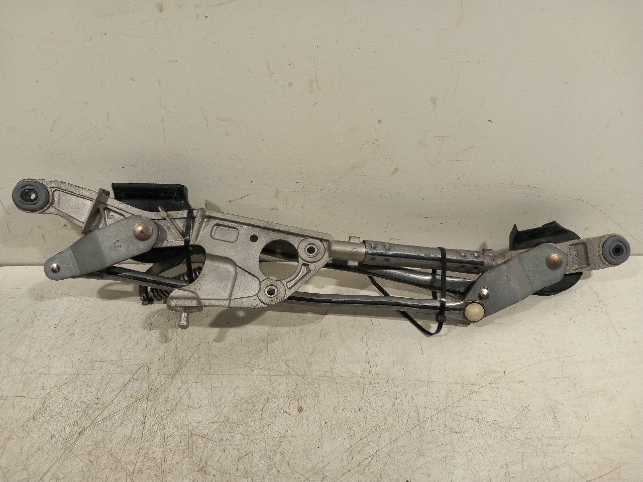 Ruitenwisser mechaniek voor Suzuki Swace, Onderdelen@venauto.nl, Van der Ven Autorecycling B.V., Gebruikt, Ettenseweg 76, 4706 PB Roosendaal, The Netherlands