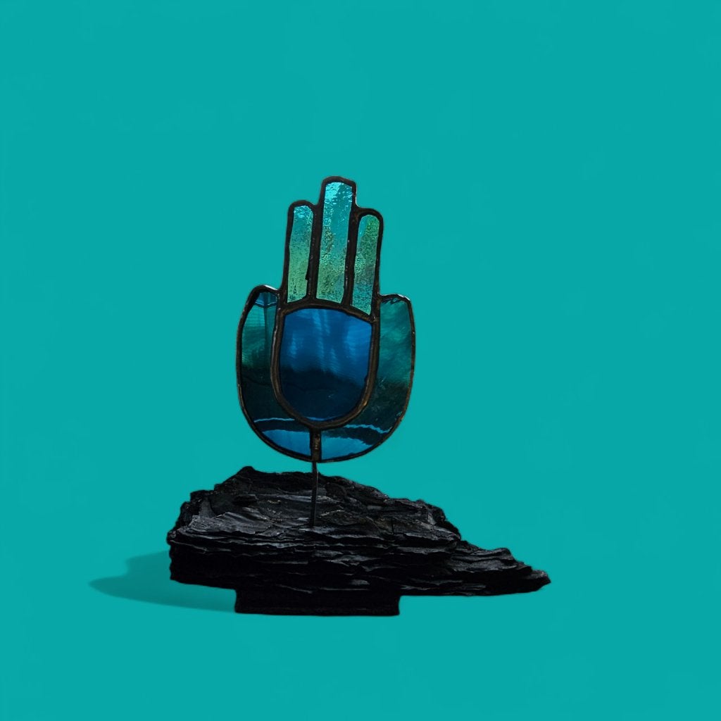 HAMSA (hand) op mooi stuk hout, Huis en Inrichting, Ophalen of Verzenden, Nieuw, Meerkleurig, Glas