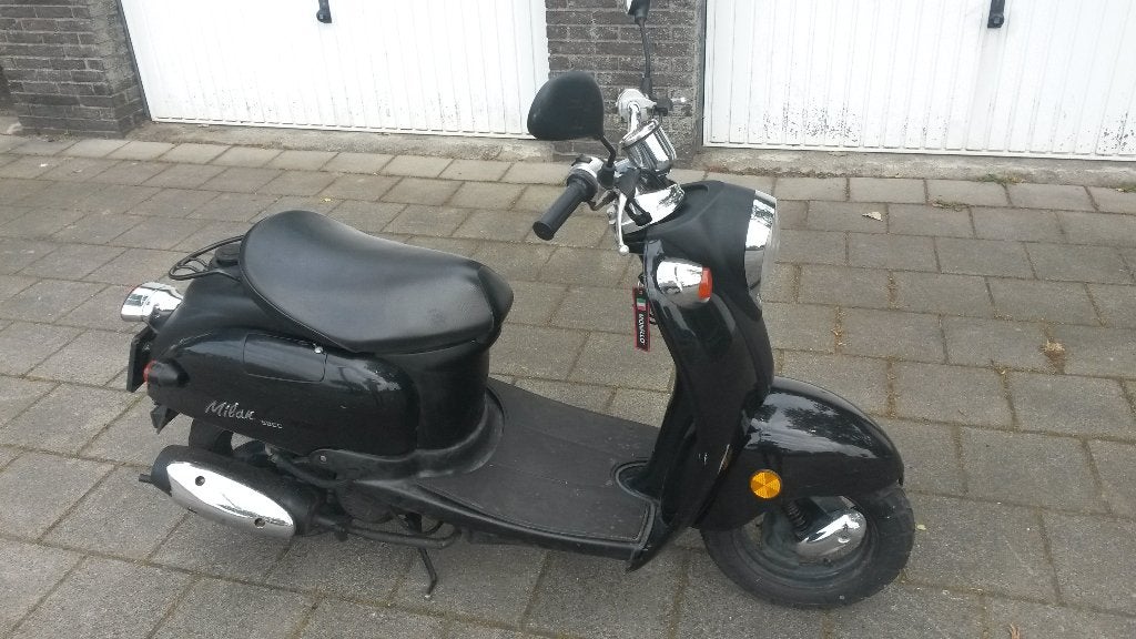 sym agm retro 2015, Gebruikt, Overige modellen, Ophalen of Verzenden, Benzine