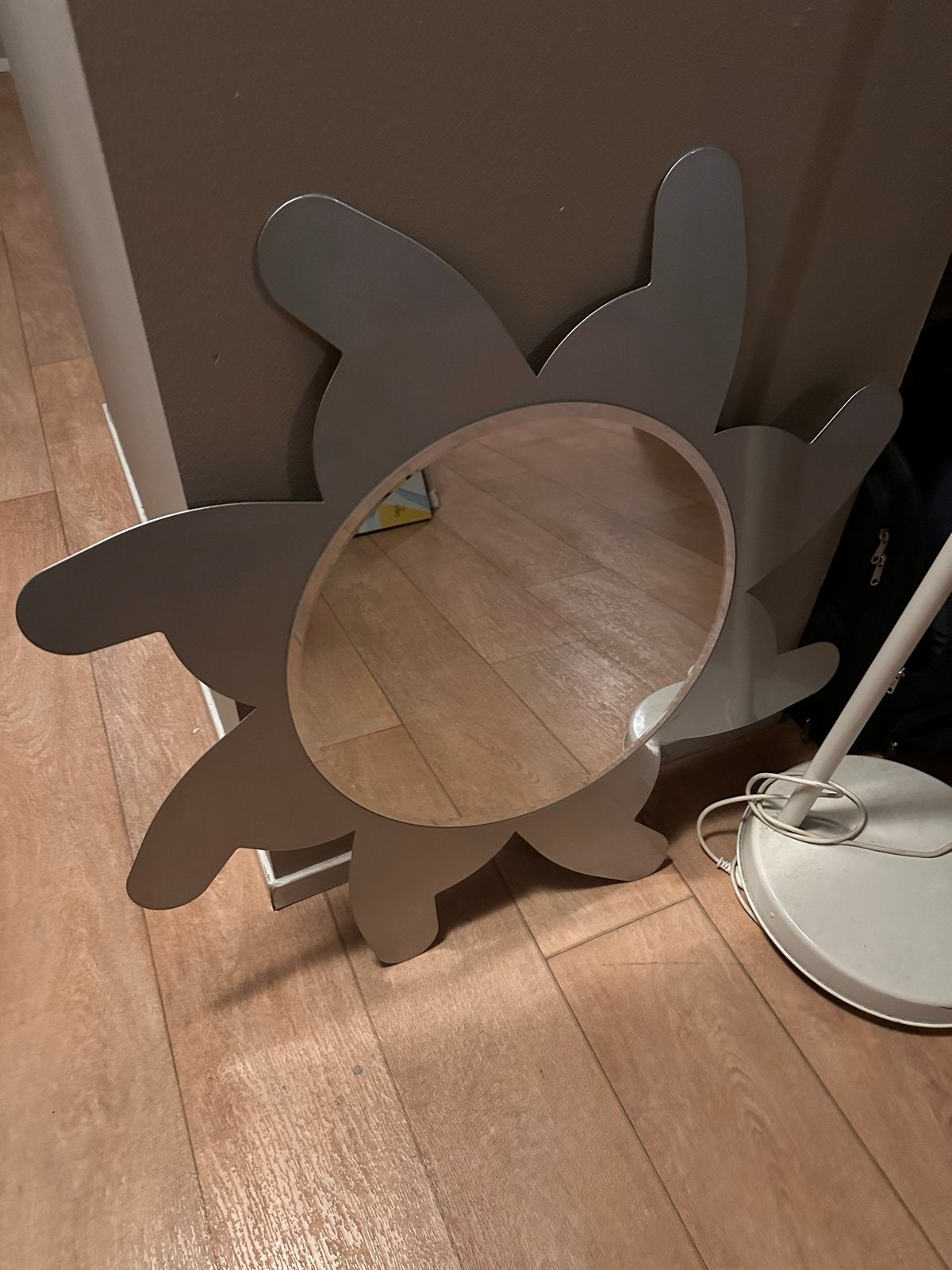 Zonvormige spiegel - decoratieve wandspiegel, Huis en Inrichting, Woonaccessoires | Spiegels, Ophalen, Gebruikt, Overige vormen