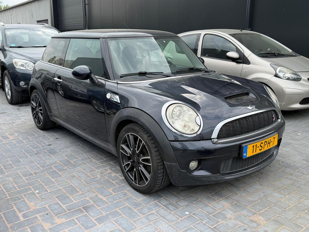 Mini Mini 1.6 Cooper S Motorstoring Lees tekst, Auto's, Voorwielaandrijving, Gebruikt, 4 cilinders, 4 stoelen