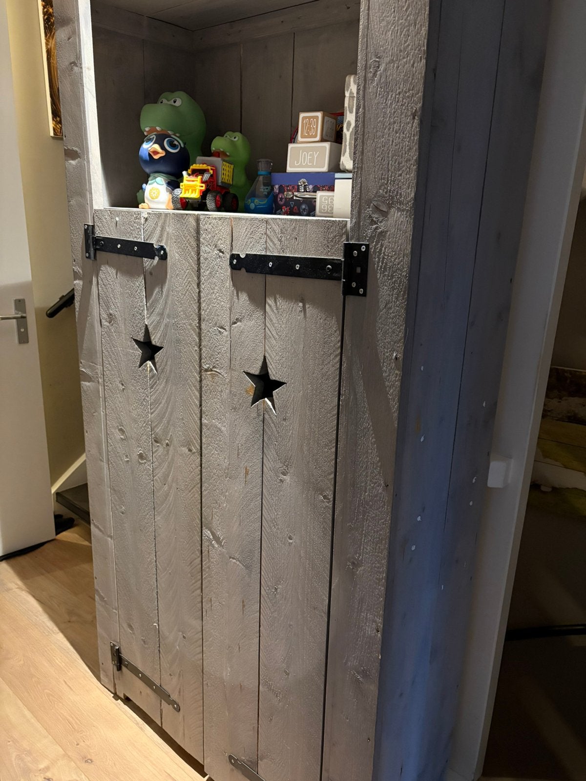 Kleding Kast voor kinderkamer steigerhout grijs, Ophalen of Verzenden, Zo goed als nieuw