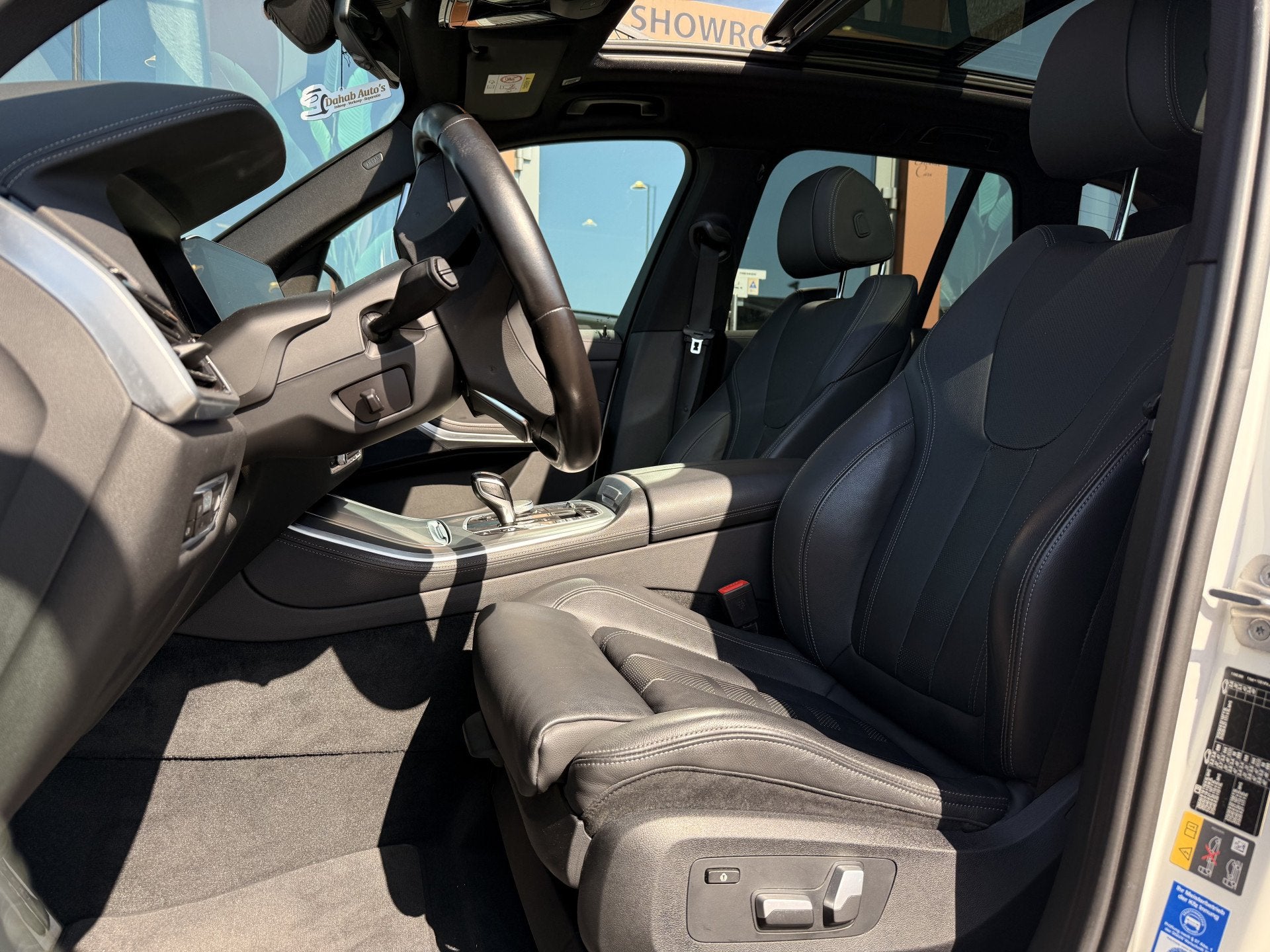 Foto 2 van BMW X5 xDrive45e High Executive | M Pakket | Pano | Luchtver