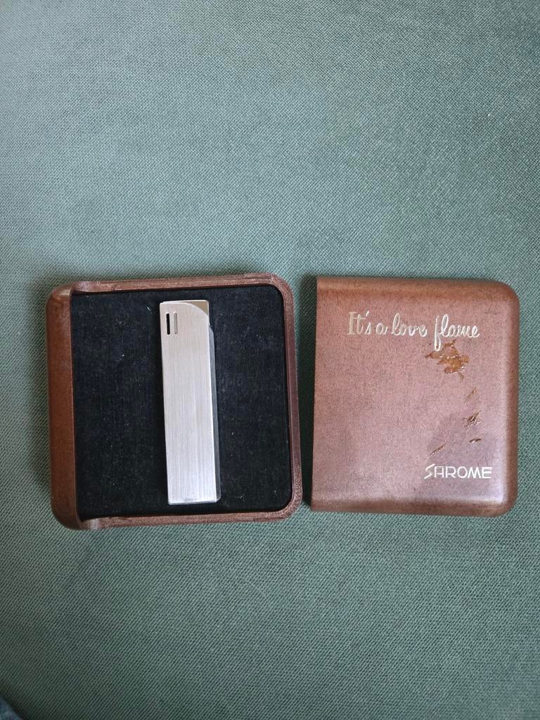 Vintage aansteker Sarome jaren 60 incl case, Verzamelen, Ophalen of Verzenden, Gebruikt, Aansteker