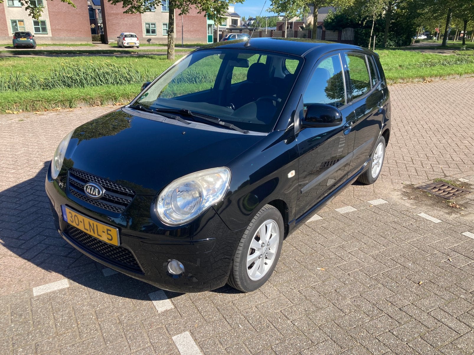 Kia Picanto 1.0 Zwart 120000Km bj 2010 Apk 06-27, Dealer onderhouden, Stof, 4 cilinders, 400 kg