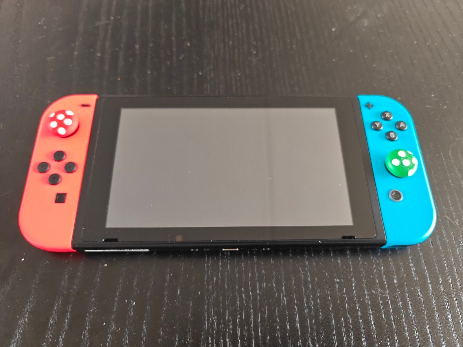 Nintendo Switch gen 1 met extra controllers en accessoires, Spelcomputers en Games, Spelcomputers | Nintendo Switch, Ophalen, Gebruikt