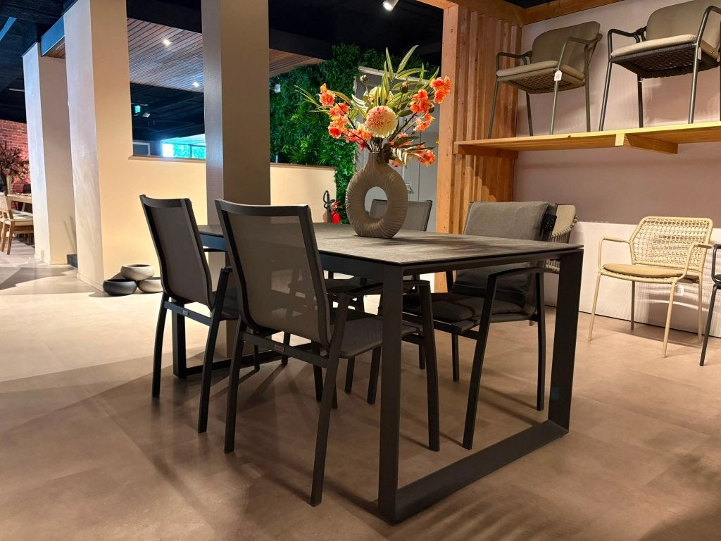 Torino diningset, 4 zitplaatsen, Aluminium, Ophalen of Verzenden, Zo goed als nieuw
