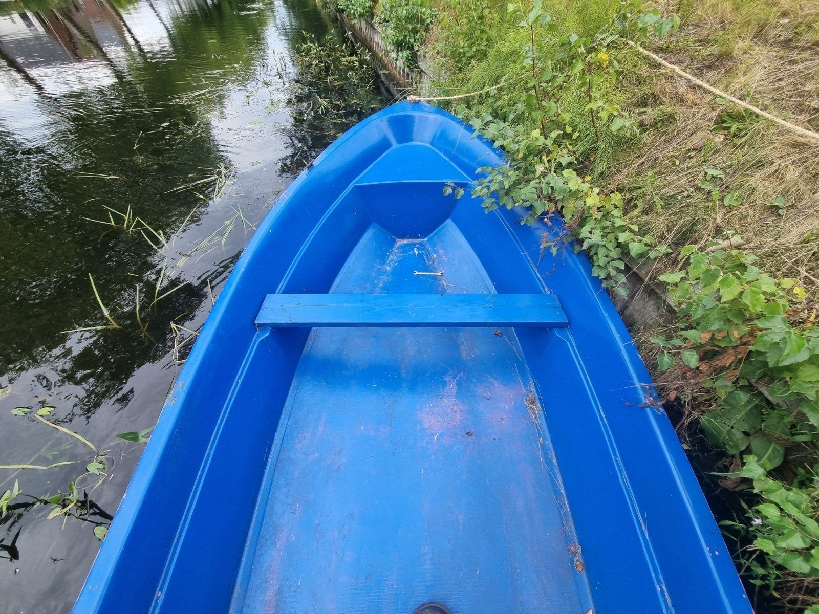 Blauwe roeiboot - Ideaal voor vissen of recreatie, Ophalen