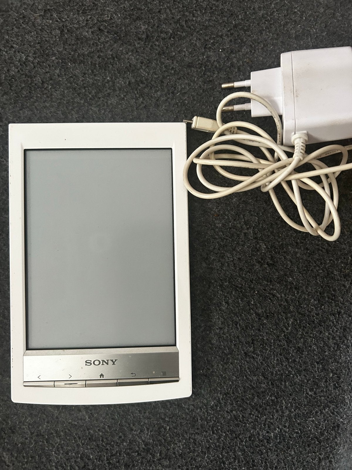 Sony Reader PRS-T1 E-reader, Computers en Software, E-readers, Gebruikt, 6 inch of minder, 4 GB of minder, Touchscreen, Ophalen of Verzenden