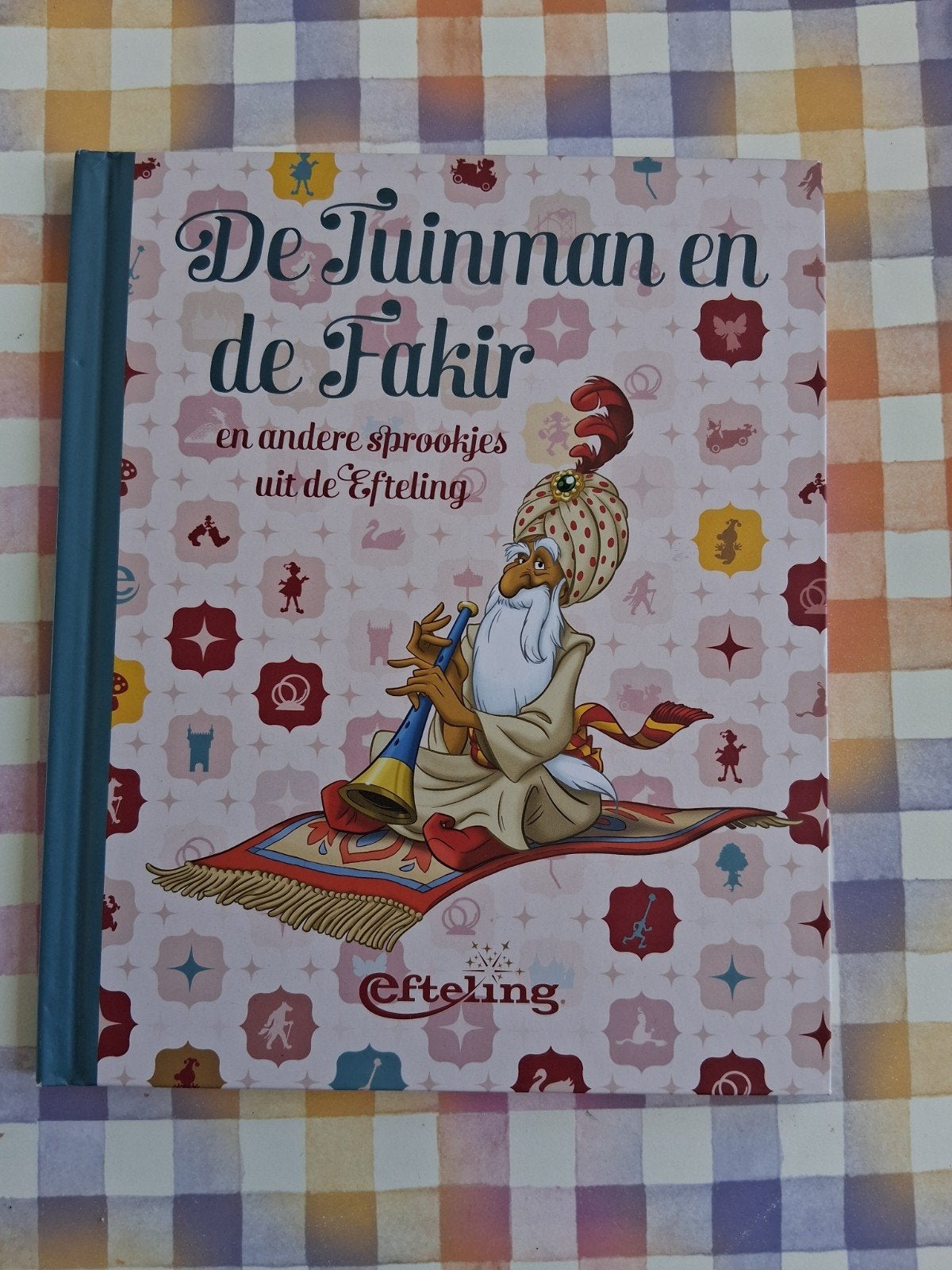 boek de efteling - de tuinman en fakir en andere sprookjes, Ophalen of Verzenden, Gelezen, Fictie algemeen
