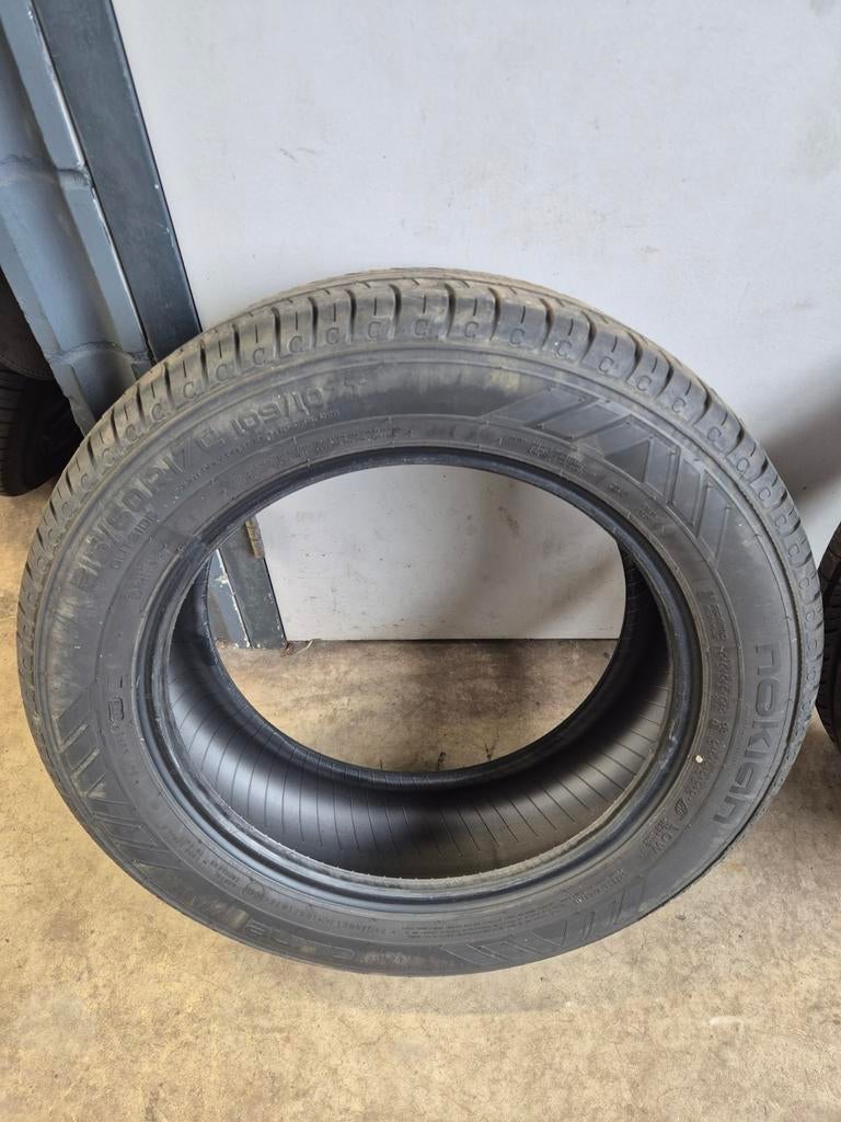 Nokian 2 banden 215/60/R17 107/109 T, Ophalen of Verzenden