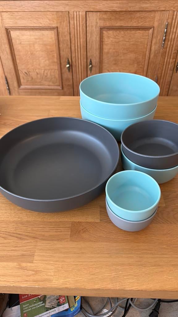 Royal VKB Servies - 5 schalen, 2 bakjes, Ophalen, Overige materialen, Gebruikt, Effen
