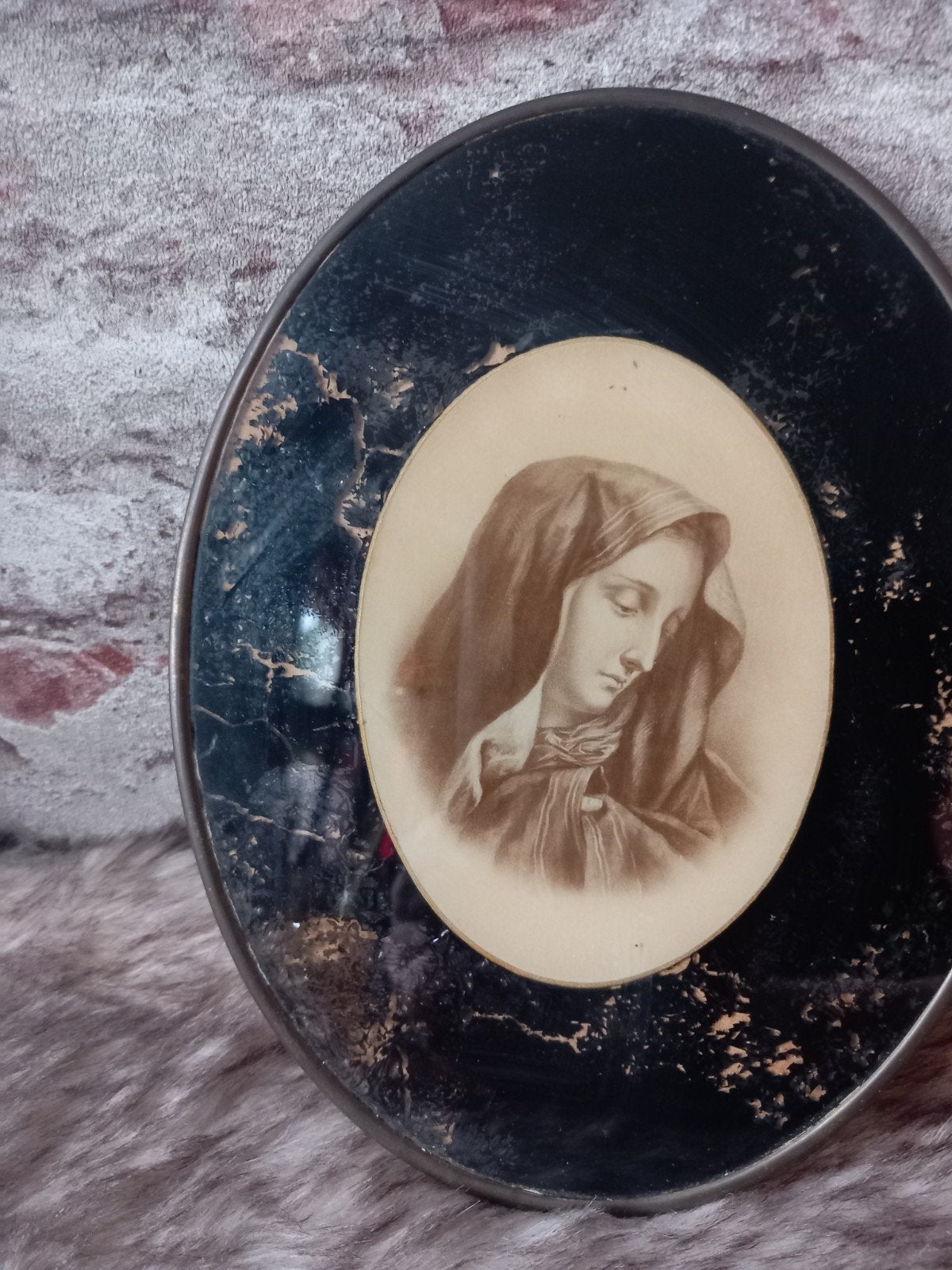 Ovaal religieus portret van Maria in lijst, 24 cm, Ophalen of Verzenden