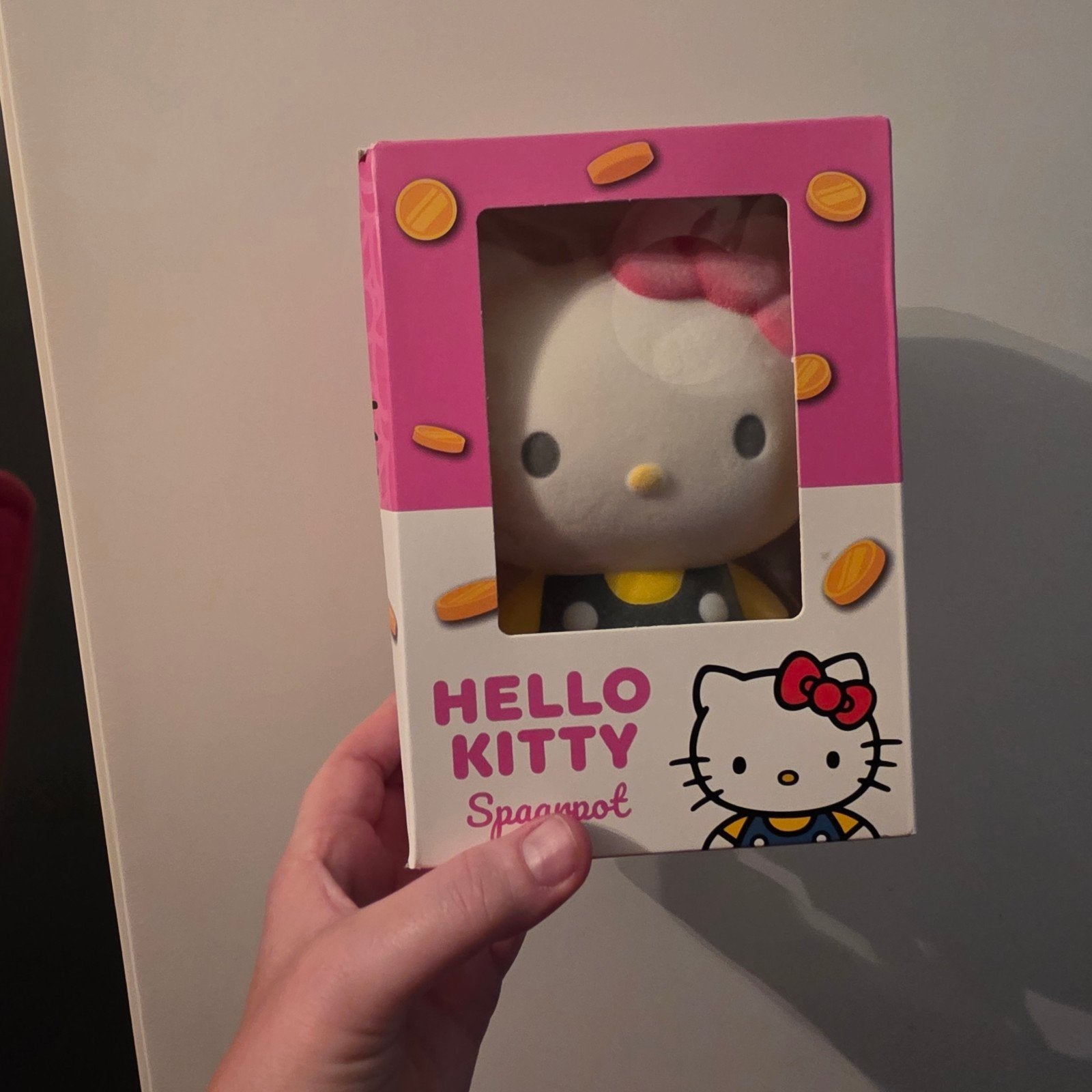 Hello Kitty Spaarpot - Nieuw in doos, Ophalen of Verzenden, Nieuw, Kunststof, Strip- of Tekenfilmfiguur