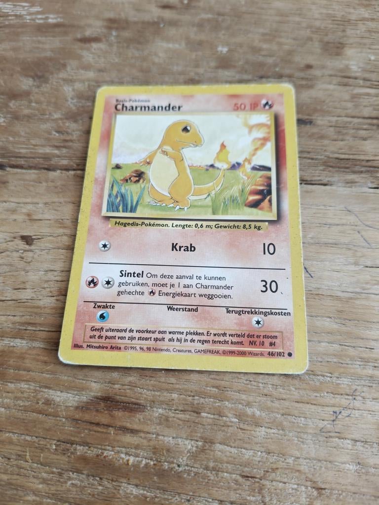 Charmander 46/102 Nederlands Pokémon Kaart, Hobby en Vrije tijd, Ophalen of Verzenden, Gebruikt, Losse kaart