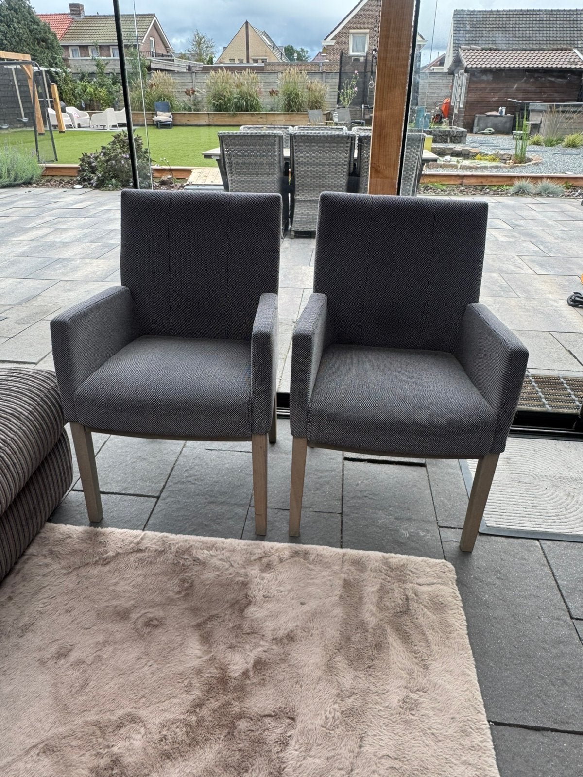 2 mooie degelijke stoelen, Hout, Gebruikt, Twee, Ophalen of Verzenden