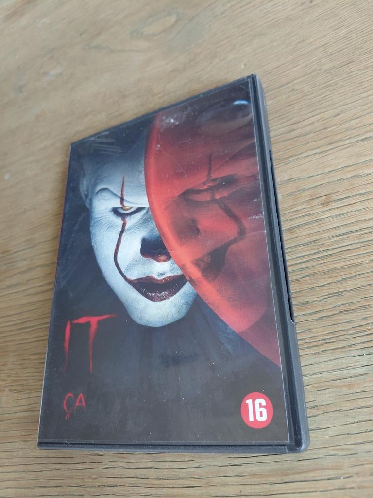 IT Chapter One DVD 2017
Stephen King., Cd's en Dvd's, Dvd's | Horror, Zo goed als nieuw, Monsters, Vanaf 16 jaar, Ophalen of Verzenden