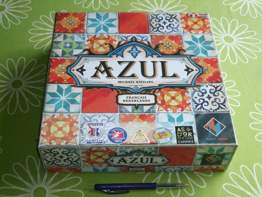 Azul - een kleurrijk strategisch spel, Een of twee spelers, Ophalen of Verzenden, Zo goed als nieuw