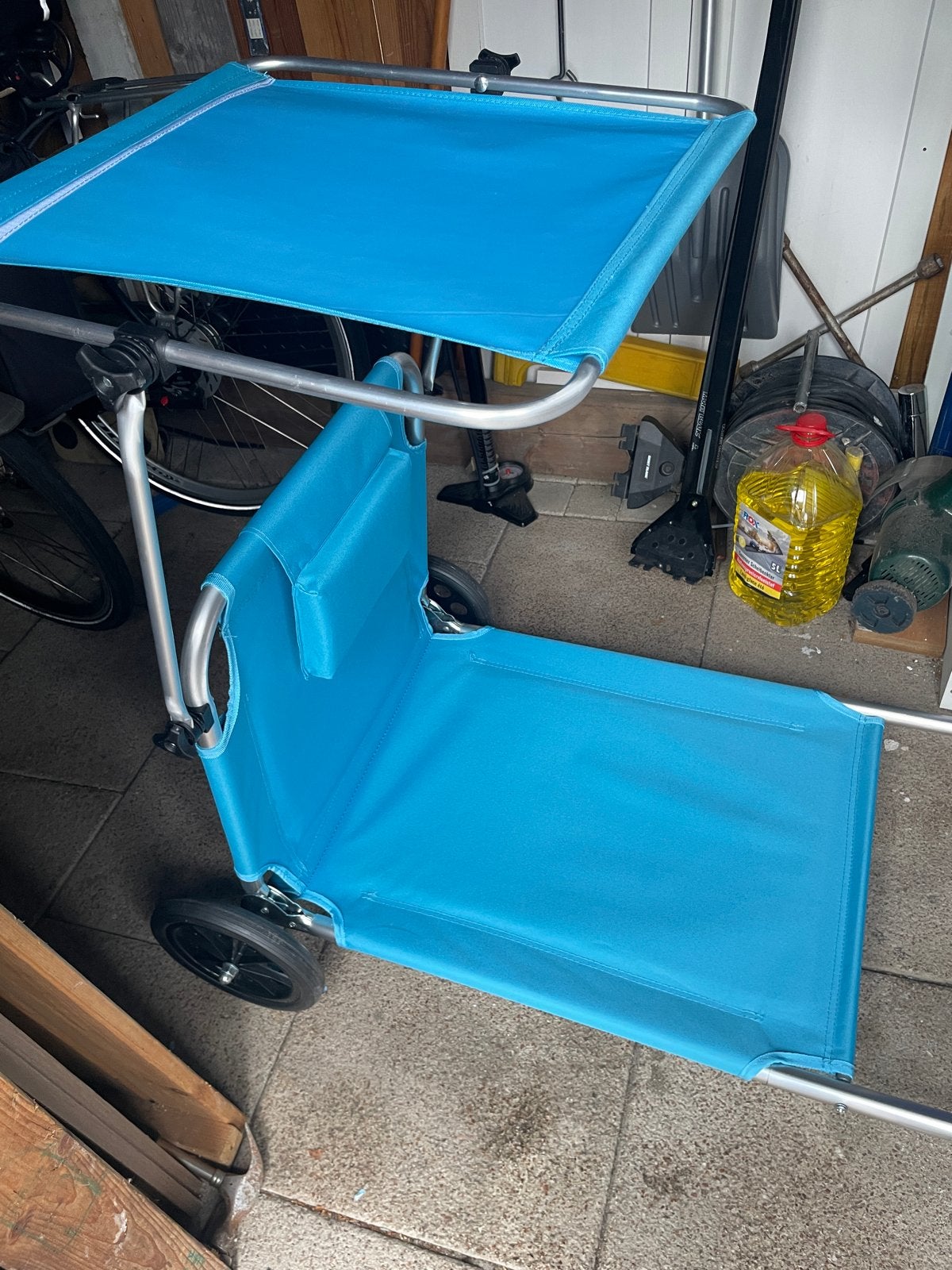 Opvouwbare strandstoel met wielen en zonnescherm, Ophalen, Gebruikt, Metaal, Inklapbaar